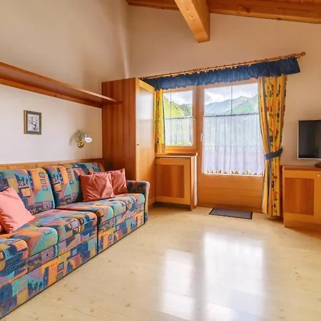 Chasa Vallaina Appartement *