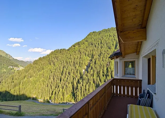 Chasa Vallaina Apartamento