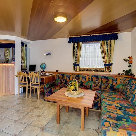 Chasa Vallaina Apartamento Samnaun